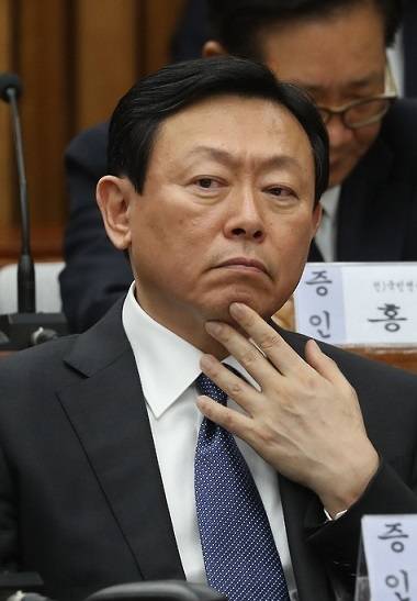 신동빈 롯데그룹 회장이 6일 청문회에 참석했다.(사진=연합뉴스) 