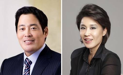 정용진 신세계그룹 부회장(좌)과 정유경 신세계백화점 총괄사장(우).(사진=신세계 제공) 