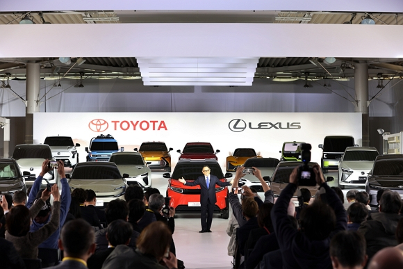 토요타자동차는 지난 12월 14일 도쿄 메가웹에서 탄소중립 실현을 위한 토요타, 렉서스의 전동화 상품 전략에 대한 미디어 설명회를 개최했다.<사진제공=토요타>