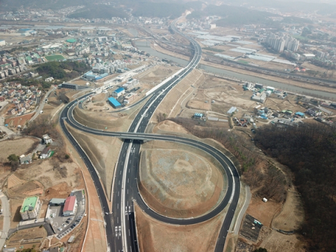 금호건설 시공 '화성~광주고속도로' 개통