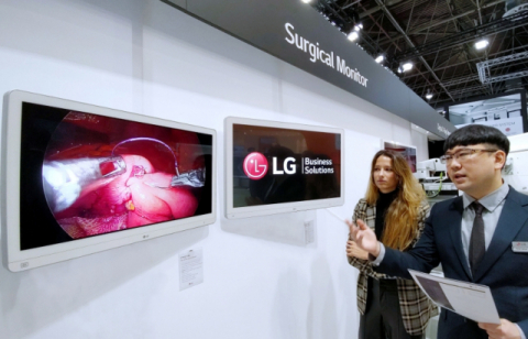 LG전자, 독일 의료 기기 전시회서 ‘수술용 미니 LED 모니터’ 최초 공개