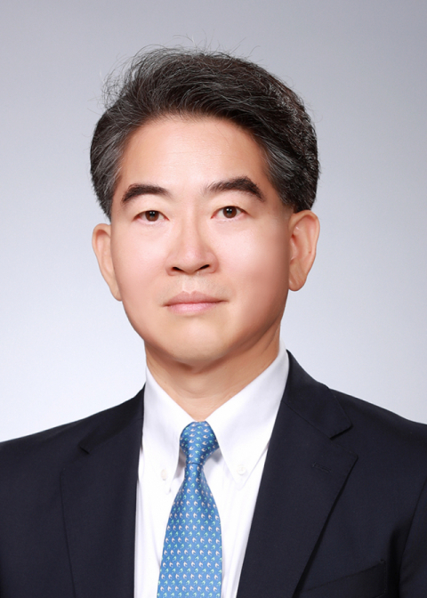 정호영 전 LG디스플레이 사장, 작년 보수 14억&hellip;전년비 10억&darr;