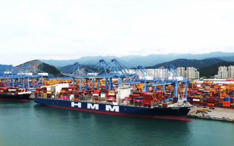 HMM, 유럽노선 임시 선박 긴급 투입…국내 수출기업 지원