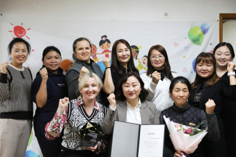 KT 희망나눔인상에 다문화 가정 돕는 &lsquo;레인보우해피잡 조합&rsquo; 선정