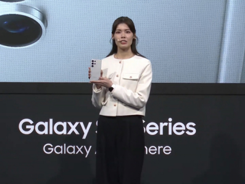 삼성전자, 세계 첫 AI폰 ‘갤S24’ 일본 출격…AI폰으로 ‘애플 아성’ 넘어서나