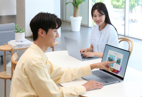 &ldquo;강력한 AI PC 경험 선사&rdquo;&hellip;삼성전자, &lsquo;갤럭시 북4 엣지&rsquo; 국내 출시