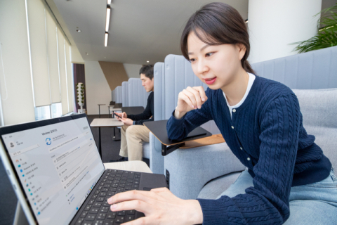 KT, MS와 손잡고 5G&middot;LTE 노트북 인터넷 연결 시간 줄인다
