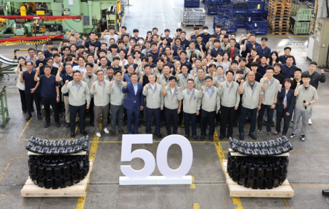 LS엠트론, 궤도 사업 50주년 기념행사 개최&hellip;미래형 전투차량 제품 개발 지속