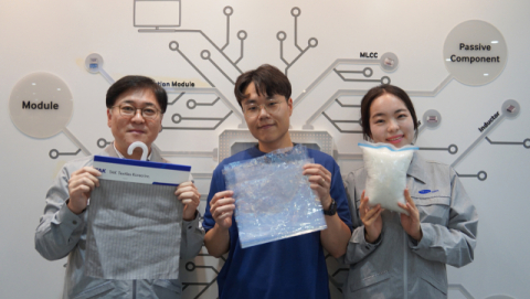 삼성전기, MLCC 폐기물로 &lsquo;새활용&rsquo; 근무복 제작&hellip;국내 첫 도입