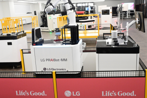 LG전자, 이음5G 기술 첫 공개 시연&hellip;5G로 자율주행로봇 작업&nbsp;