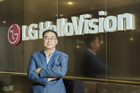 &ldquo;OTT로 가입자 이탈, &lsquo;코드 커팅&rsquo; 현실화&rdquo;&hellip;KT스카이라이프&middot;LG헬로비전, 구조조정 &lsquo;한파&rsquo;