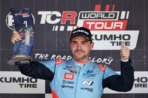 현대차 &lsquo;더 뉴 아반떼 N TCR&rsquo;, TCR 월드투어 5라운드 우승