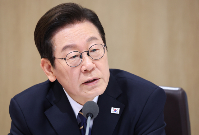 이재명 대통령이 30일 용산 대통령실에서 열린 제44회 국무회의에서 발언하고 있다. <사잔=연합뉴스>