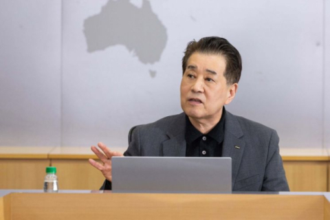 포스코그룹, 테크포럼 개최&hellip;장인화 회장 &ldquo;AI 중심 디지털 혁신 이뤄내자&rdquo;