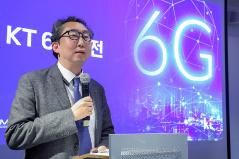 KT, &lsquo;끊기지 않는 6G&rsquo; 구현&hellip;&ldquo;AX 견인할 &lsquo;지능형 네트워크&rsquo; 만들 것&rdquo;