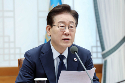 李 대통령, 3대 메가 프로젝트 속도 낸다&hellip;&ldquo;광주 반도체 투자 조례 지정&rdquo;