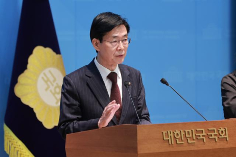 조경태 &ldquo;CI도 1년마다 갱신해야&rdquo;&hellip;유출 피해자 재발급 제도 촉구