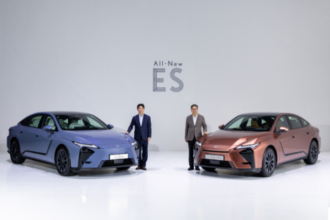 &lsquo;7160만원&rsquo; 전기 ES&hellip;렉서스, 가격&middot;보증&middot;잔존가치로 전동화 문턱 낮췄다
