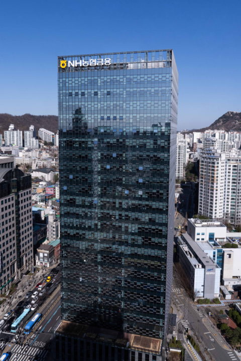 NH농협금융, 3분기 누적 당기순익 2조5378억원...전년 동기보다 11.9%&uarr;